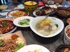 -有红鸡毛店·川菜(建设路店)