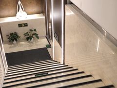 -裕龙汤泉