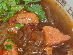 牛肉酸辣粉-小杨生煎(香港名都店)