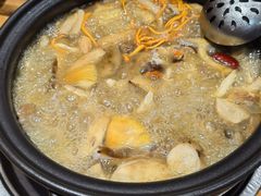 -菌之家·专业纯野生菌火锅·特色炒菌