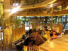 -上海滴水湖皇冠假日酒店