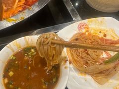 -百年川椒重庆老火锅(光谷店)