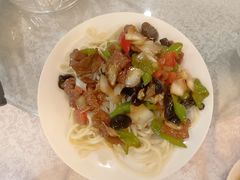 -汗腾格里·风味餐厅(新疆驻京办店)