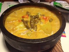 -新大咀港式茶餐厅(宝山万达店)