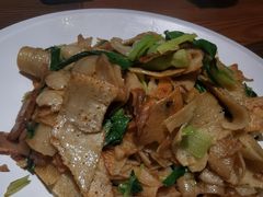腊肉炒豆丝-黄泥岗·地道湖北菜(奥特莱斯店)