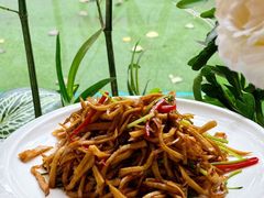 -蓝地时尚庄园(北京清河营地铁站店)