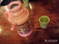 甜茶-嘎咓讓咘藏餐厅(团结新村店)
