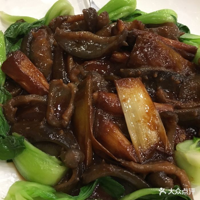 丰泽园饭店葱烧海参王图片