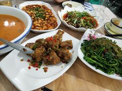 -洪霞餐馆