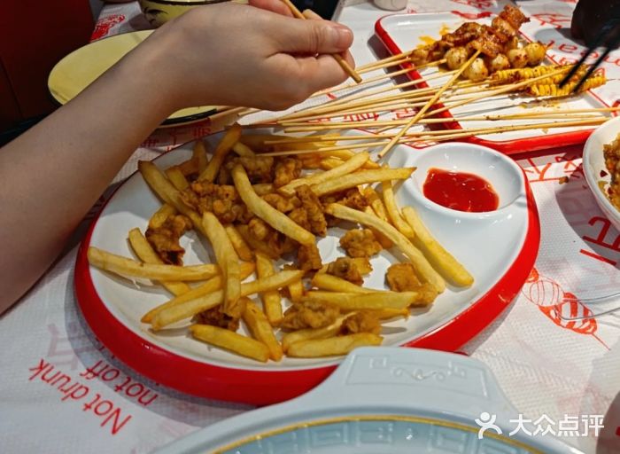 辣出味岳阳特色烧烤·龙虾大排档(砂子塘总店)图片