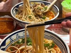 -鑫花溪牛肉米粉(东环大润发店)