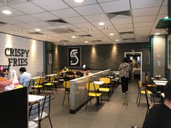 用餐区-麦当劳(东大桥店)