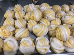 -YI PIN JU 一品居中餐厅 中国超市