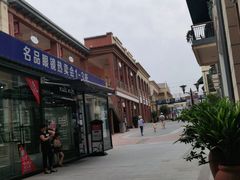 -王府井奥莱临潼小镇(临潼店)