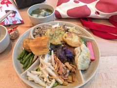 -素满香·全民食养自助(长宁龙之梦店)