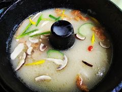 -飞虎过桥米线(翠湖店)
