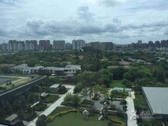 -上海浦东康桥绿地假日酒店
