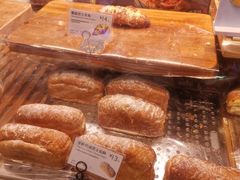 -巴黎贝甜(大宁国际商业广场店)