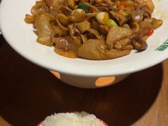 -新白鹿餐厅(银泰西湖文化广场店)