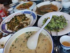 -旺角小渔村·海肠捞饭开创者(环山路店)