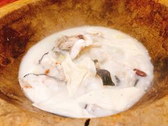 -滇香肴·云南菜蒸汽石锅鱼(云南北路店)