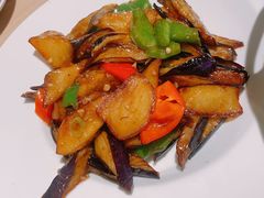 -关东小磨东北菜(上海长风大悦城店)
