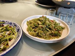 -客家大院·非遗赣南客家菜(郁孤台店)