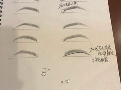-金夫人化妆摄影职业培训学校