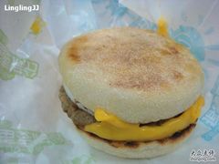 猪柳蛋麦满分-麦当劳