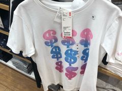-优衣库(太原龙湖万达广场店)