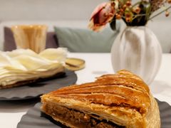 -潮一不贰·法式甜品·生日蛋糕·西式简餐(外滩店)