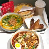 没错就是这家粉店。附近的居民没事就可以来阅读