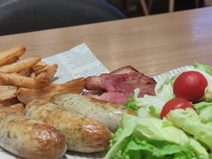 精选猪肘黄金肠拼盘-棒约翰比萨·意面(松江开元店)