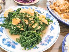 沙葱炒鸡蛋-壹阁胡羊焖饼(特色小吃街店)