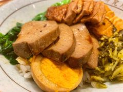 -狮头牌卤味研究所·卤味饭(花城汇南区店)
