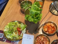 -闻老头·菊花炭烤肉(D11店)