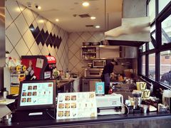 -龙治汉堡(中华城店)