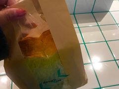 -Dough&Joe团憩(瑞虹天地月亮湾店)