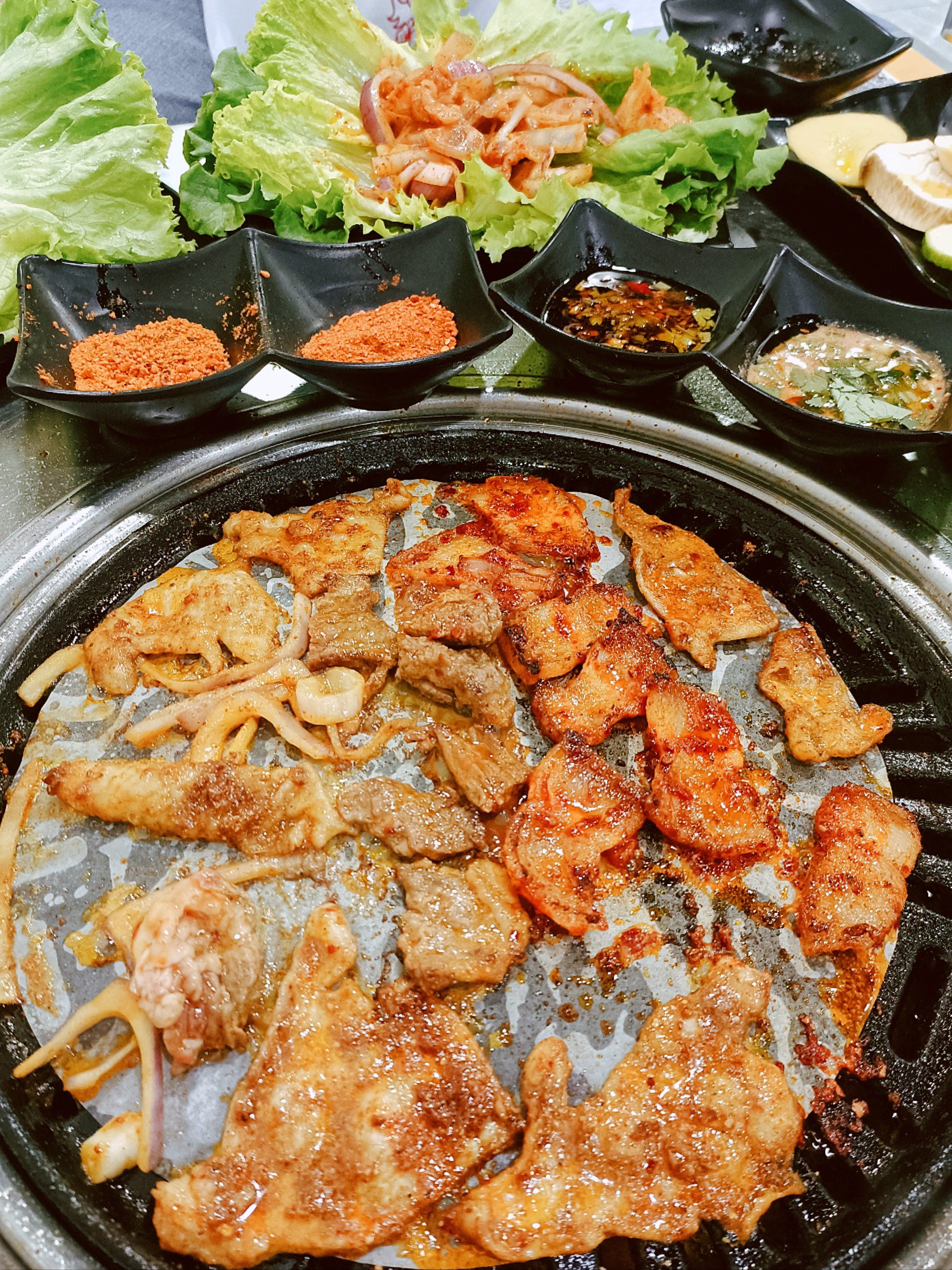 在昆明吃到了老沈阳韩式地桌烤肉!