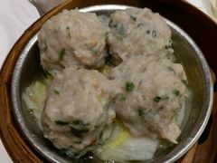 时蔬鲮鱼球-稻香酒家·33年老字号·港式粤菜(富邦中心店)