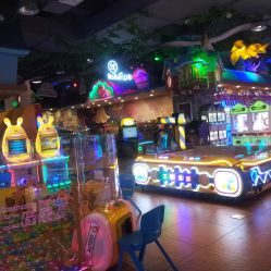 -菲菲羊乐园(临平银泰城店)