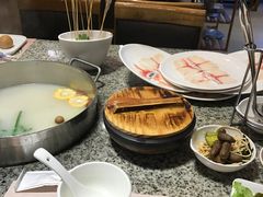 -江小渔鲜鱼火锅(西二道街店)
