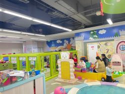 -孩子王童乐园(成都海滨城店)