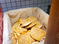 -三兄弟高炉烧饼