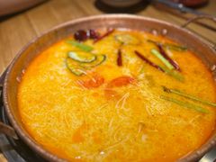 -洱火云南酸菜牛肉火锅(石景山当代商城店)