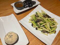 -荣小馆(杭州大厦店)