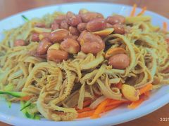 捞起牛百叶-强记龙虾钳(定安里店)