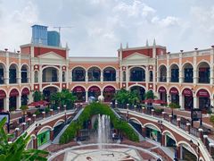 -佛罗伦萨小镇广佛名品奥特莱斯(疏港路店)