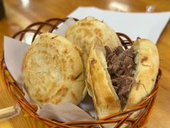 -闫家驴肉火烧(五四店)