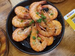 -老东镇啤酒屋海鲜加工·蒸汽海鲜·海鲜烧烤(台东店)